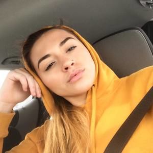 Meet your Posher, Maddy